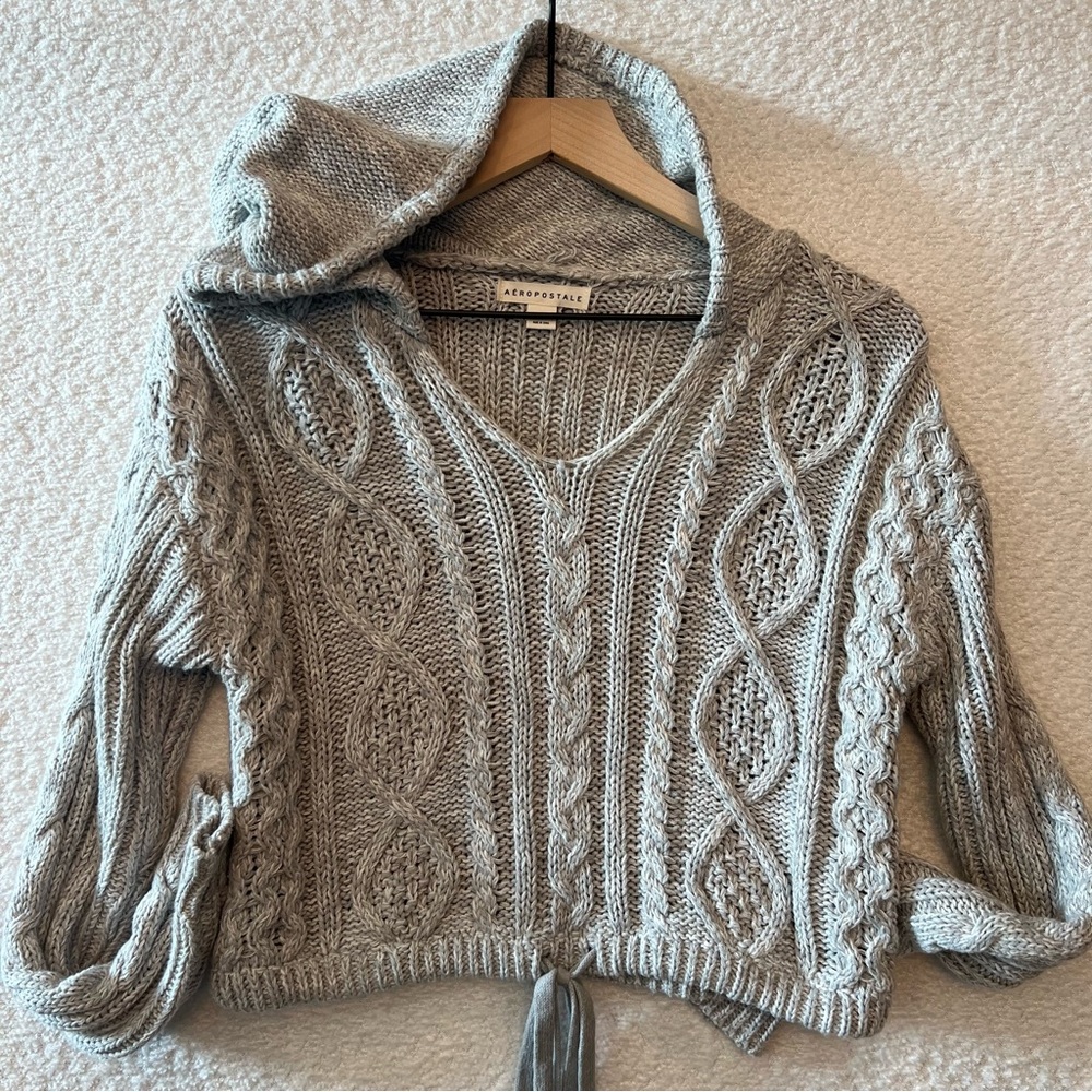 Aeropostale Gray V-Neck Cable Knit Sweater Crop with hood